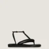 Boudoir Bicolor Thongs in Nappa Leather Boudoir Bicolor Thongs in Nappa Leather