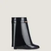 Shark Pinch Ankle Boots in Leather Shark Pinch Ankle Boots in Leather